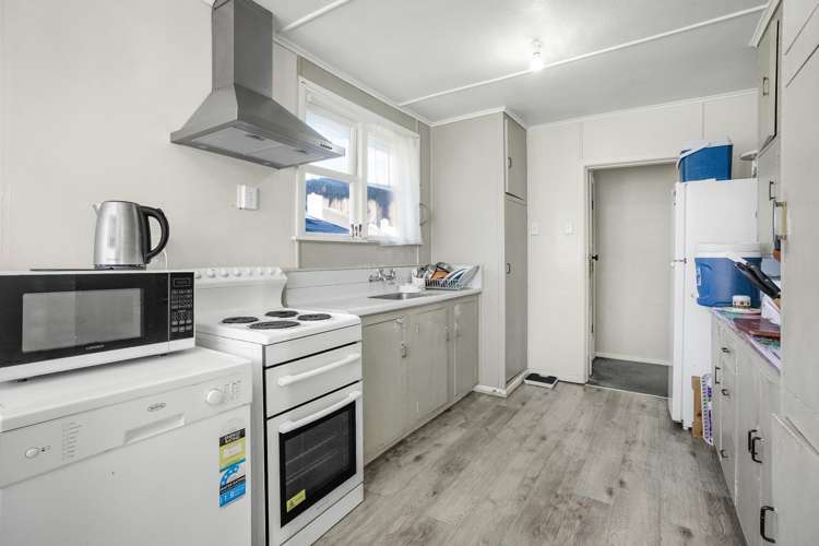 18 Mayo Grove Naenae_9