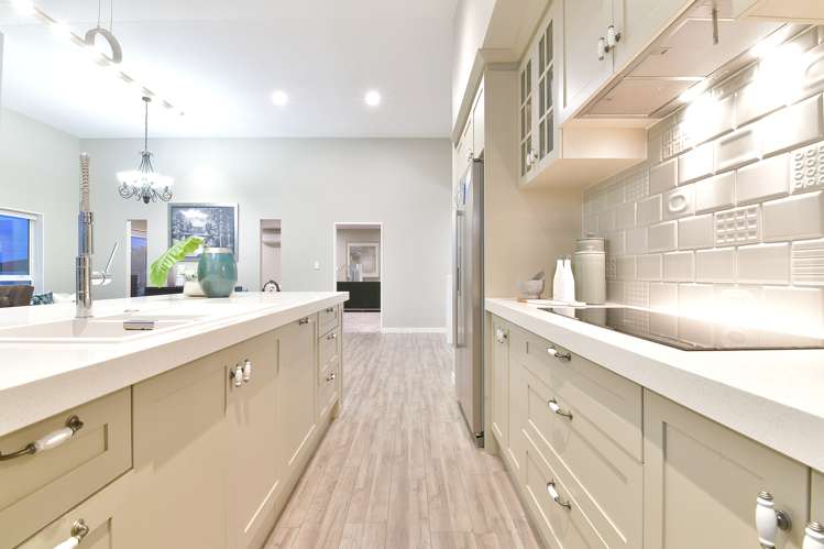 12 Seaview Crescent Hatfields Beach_23