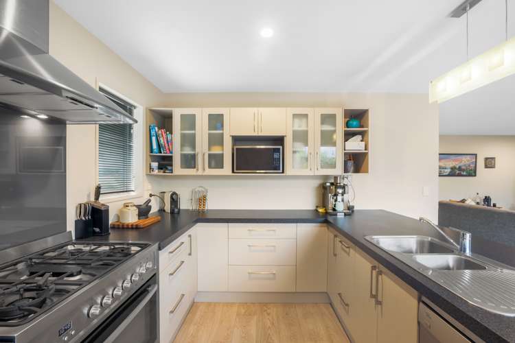 16d Waitikiri Drive Parklands_6