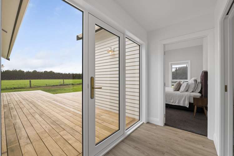 1312 Devon Road Waitara_10