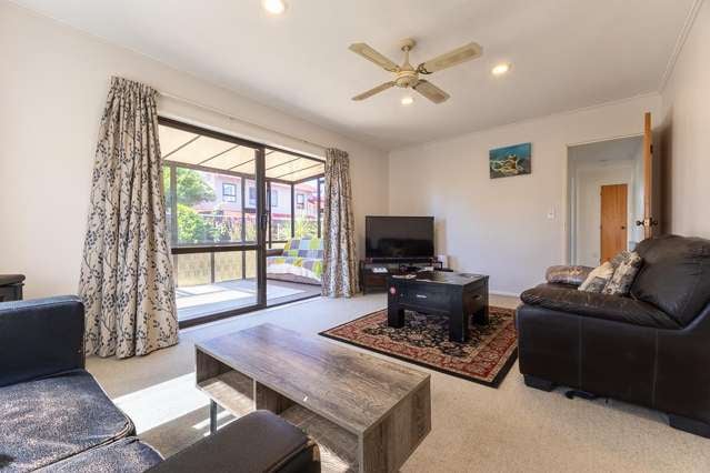 13a Hadfield Place Paraparaumu Beach_2