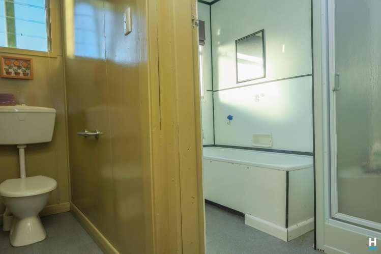 1 Ross Street Dunollie_15