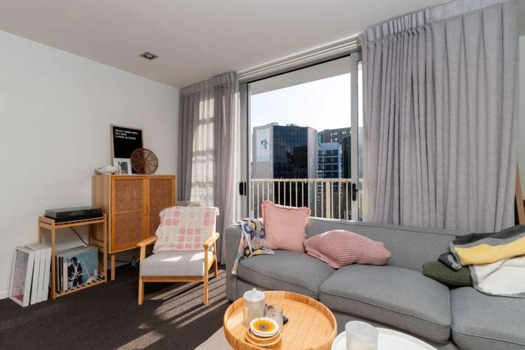 6C/36 Liverpool Street 10015_2