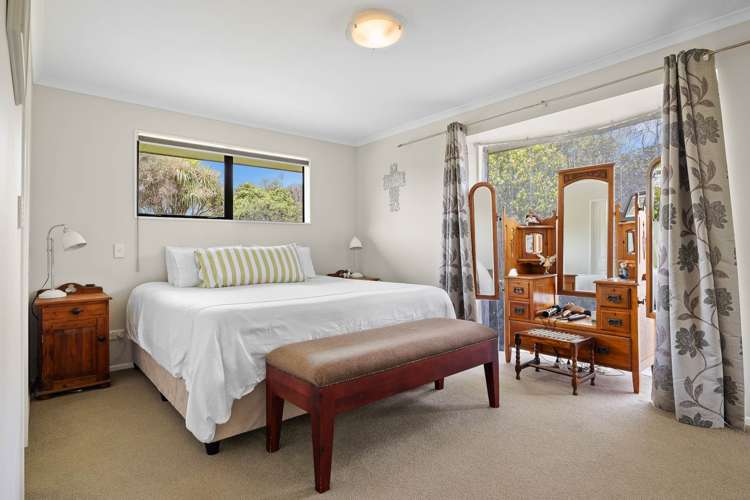 9 Grassfield Place Waimauku_18