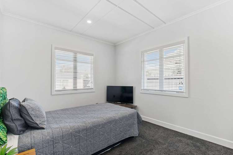 14 Howden Street Waiuku_15