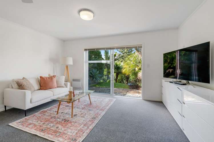 21 Korotaha Terrace Rothesay Bay_19