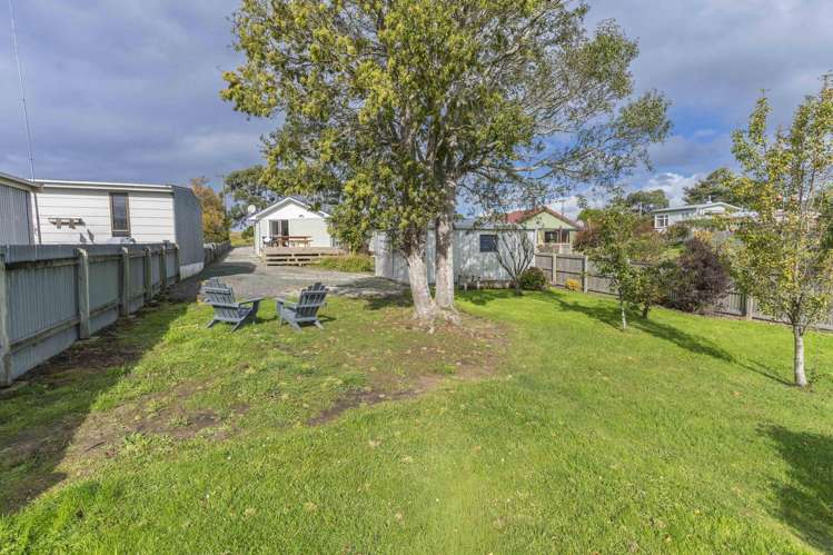 12 Kerr Street Karitane_18