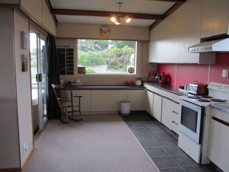 2 James Street Riverton_9