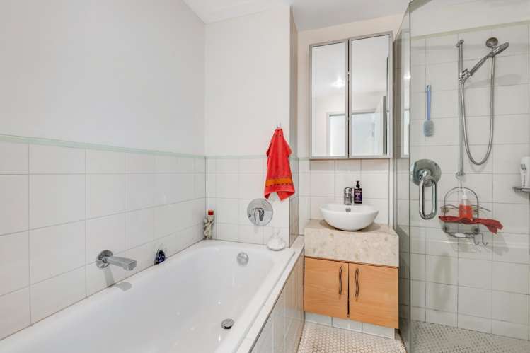 1102/11 Tamariki Avenue Orewa_10