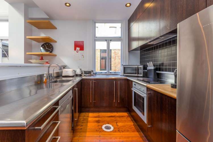 2F/4 Lorne Street City Centre_8