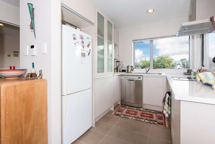 7/68 Fonteyn Street Avondale_14