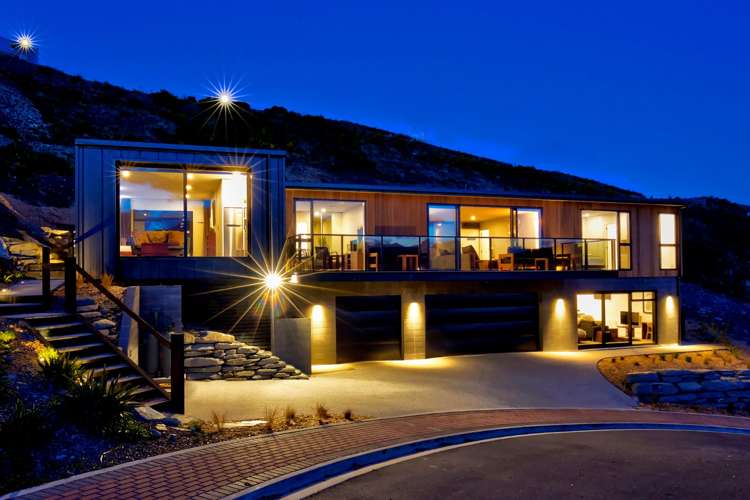 61 Middleton Road Queenstown Hill_0