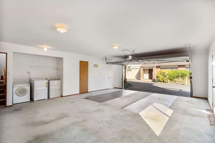 3/7 Eban Avenue Hillcrest_13