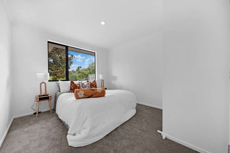 31 Misty Valley Drive Henderson_15