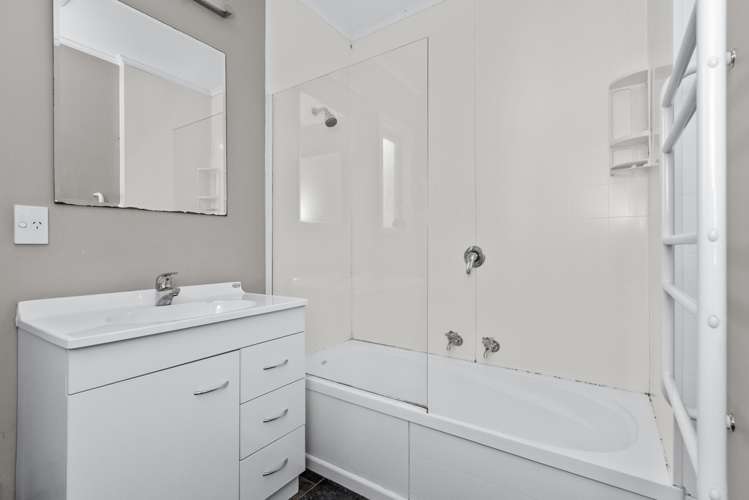 65 Ferry Road Clive_7