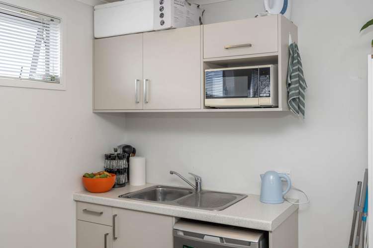 3/9 Greensboro Street Hamilton East_23