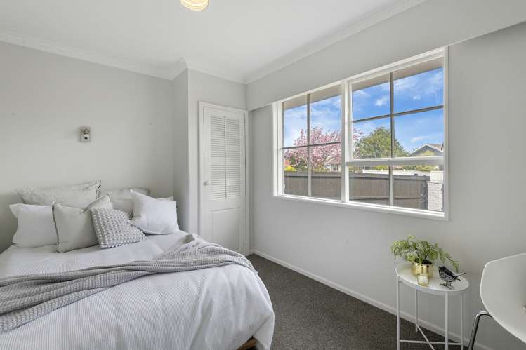 24 Heathglen Avenue Parklands_12