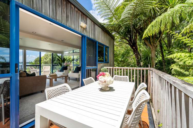 2/3 Beach Road Northcote Point_8