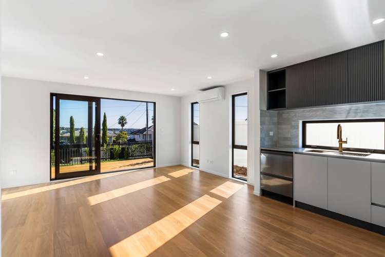21B Knights Road Rothesay Bay_7
