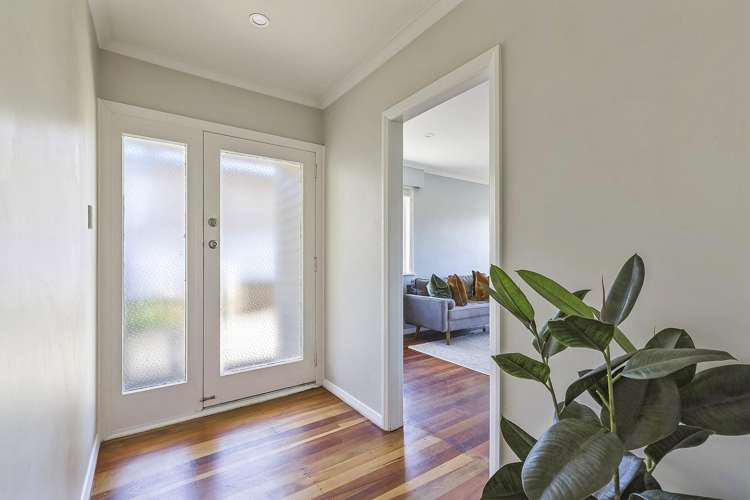 12 Raroa Place Pukerua Bay_12