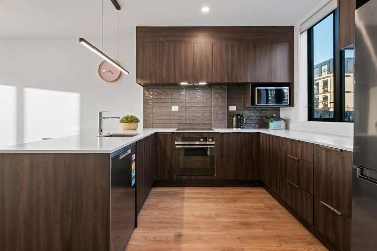 3/28 Pennant Street_3