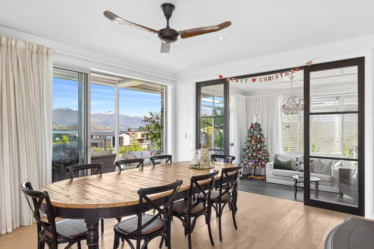 11 Barclay Place Wanaka_5