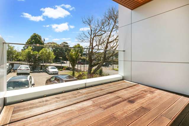 4/36 Seccombes Road Epsom_2