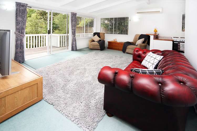 55 Western Road Laingholm_11