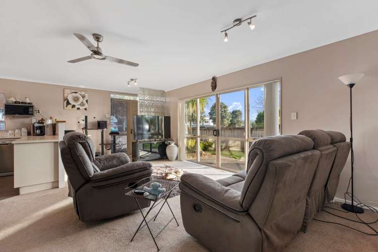 54 Armada Drive Ranui_6