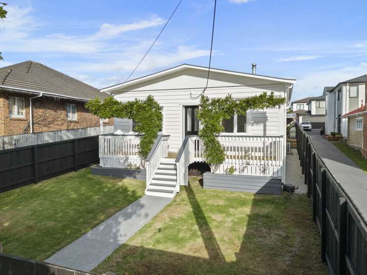 142 Hutchinson Avenue New Lynn_26