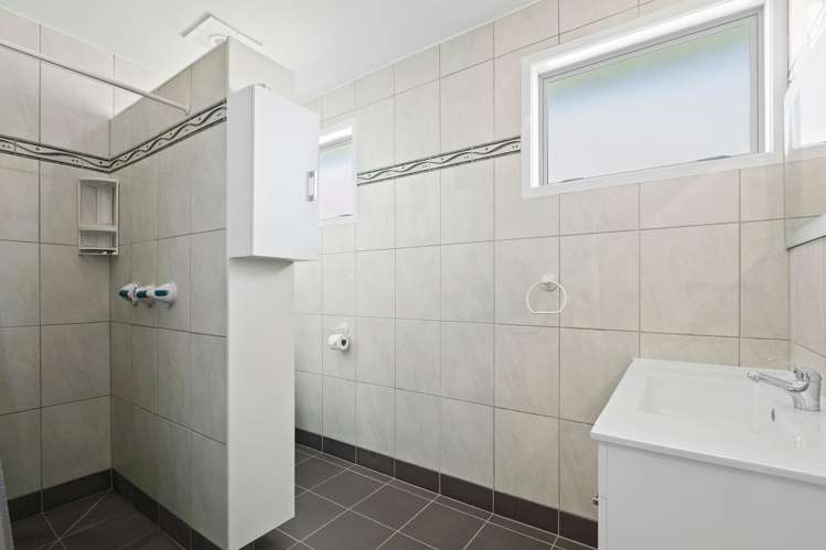 22 Tatai Road Hauraki Surrounds_14