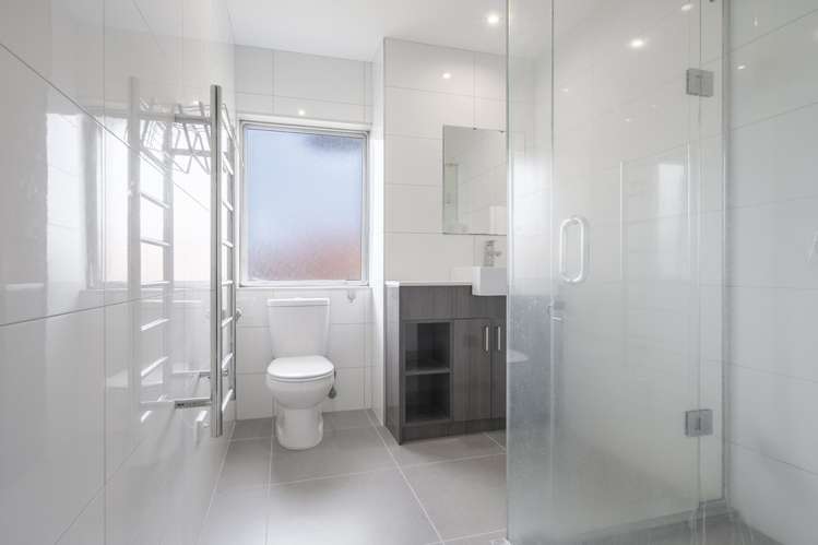 13 Sohlue Place Oteha_15