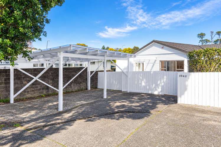 1042 Great North Road Point Chevalier_16
