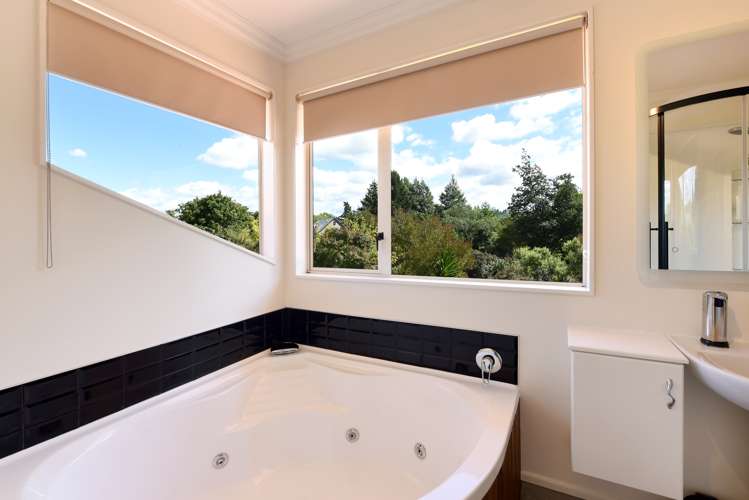 59 Malthouse Crescent Brightwater_22