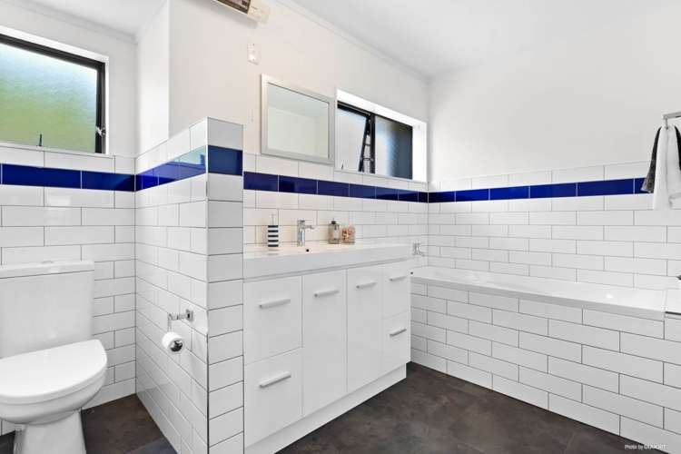 3/10 Corrella Road Belmont_9