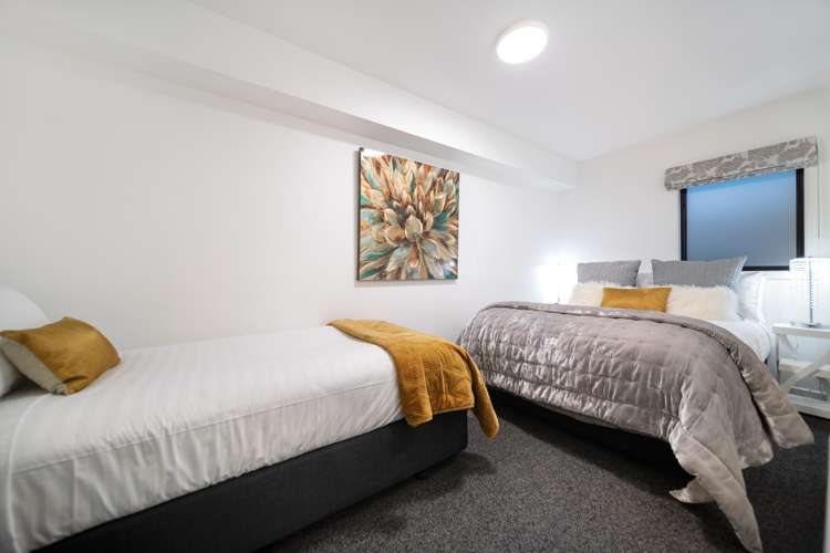 Unit 3, 20-26 Lake Esplanade Queenstown_12