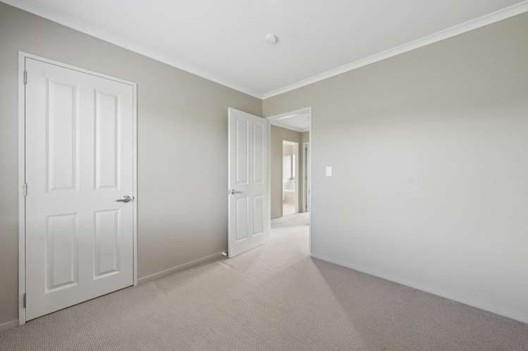 3 Percy Kinsman Crescent Riverstone Terraces_12