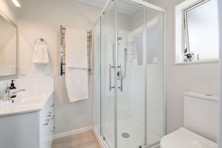 3B Pine Road Orewa_13