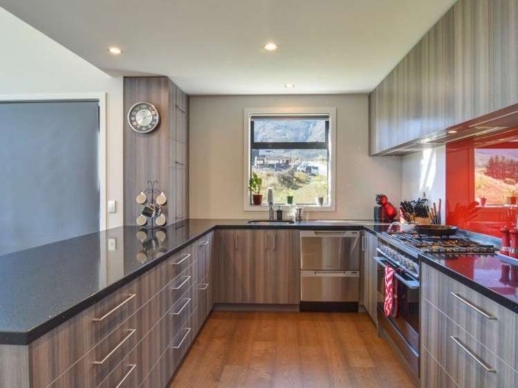 46 Falconer Rise Jacks Point_9