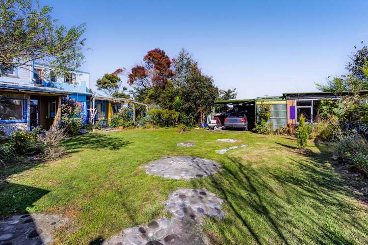 22 Mawhitiwhiti Road Normanby_44