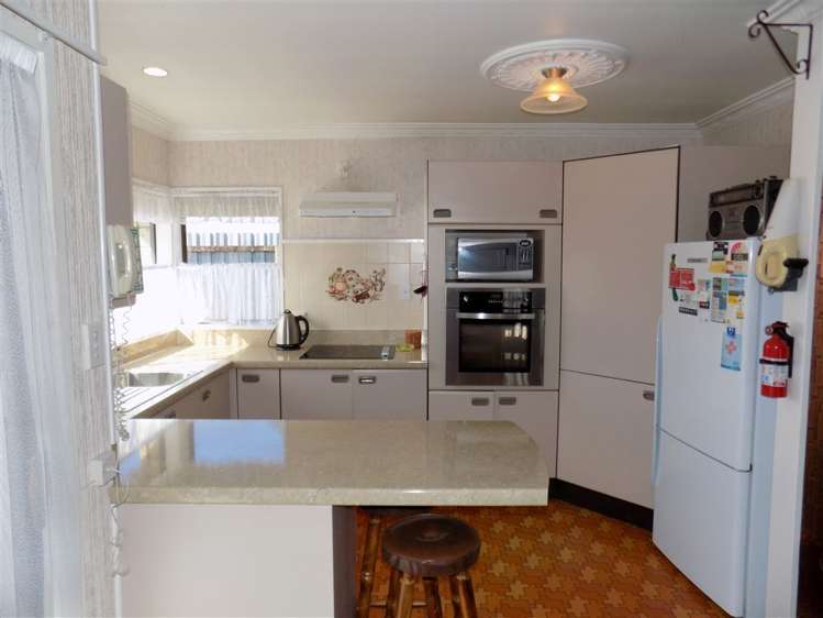 9 Silverton Road Waihi_9