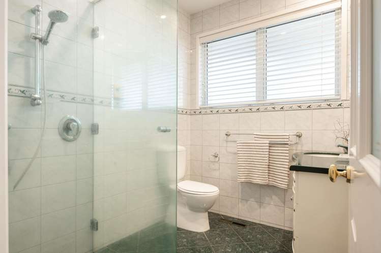 15 Braithwaite Avenue Chartwell_17