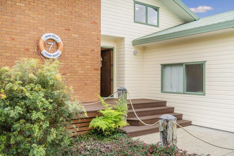 7 Martin Place Cooks Beach_33