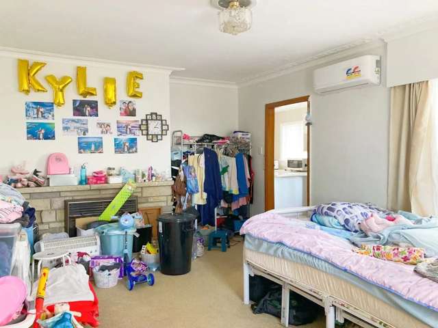 66 Roberts Road Te Atatu South_3