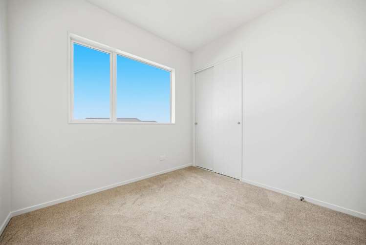 2 Ara Taha Crescent Orewa_11