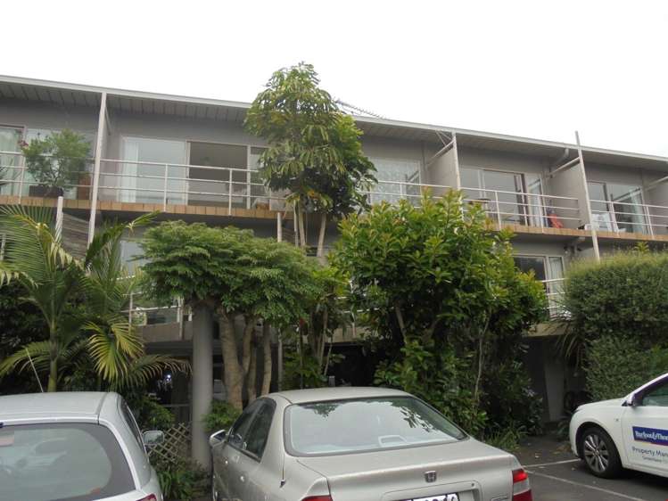 8/6 Sarsfield Street Herne Bay_13