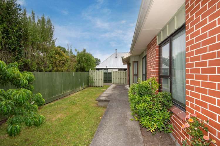 11B Clouston Street Saint Martins_1