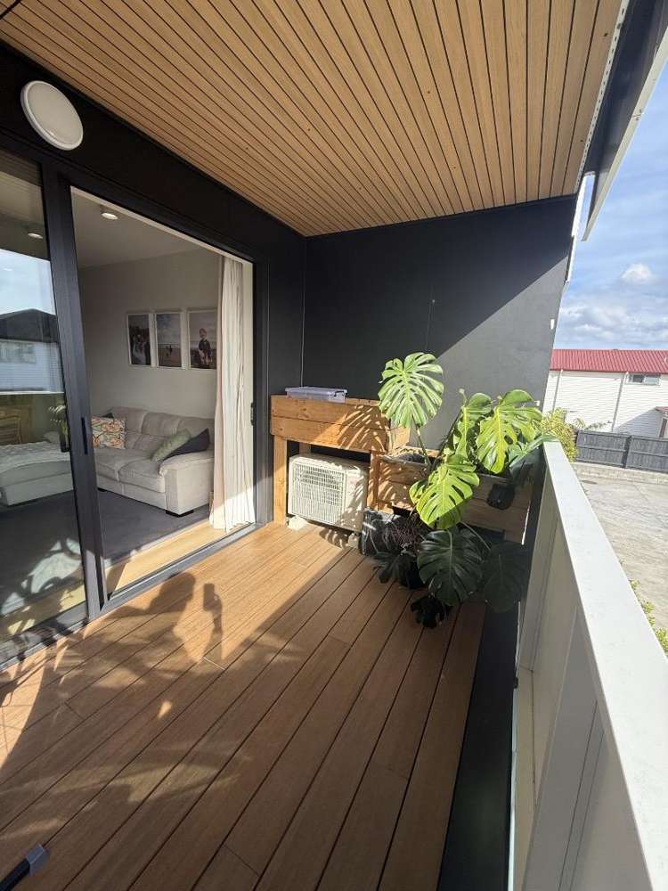 103/55 Range View Road Mount Albert_17