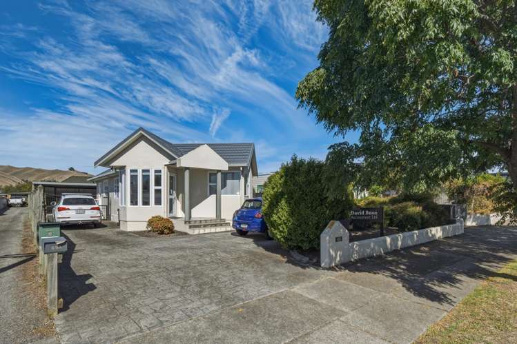 69 Cleghorn Street Redwoodtown_3
