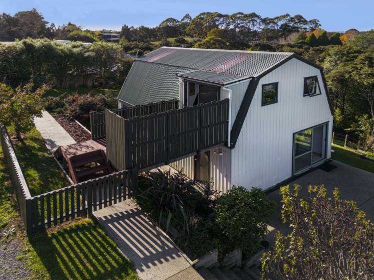 121 Elmore Road Paremoremo_2